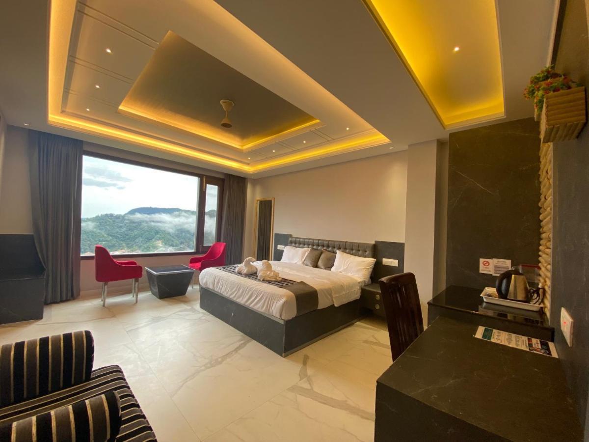 The Westberry 50Mtrs Offroading And 50 Mtrs Nature Path Bed & Breakfast Shimla Dış mekan fotoğraf