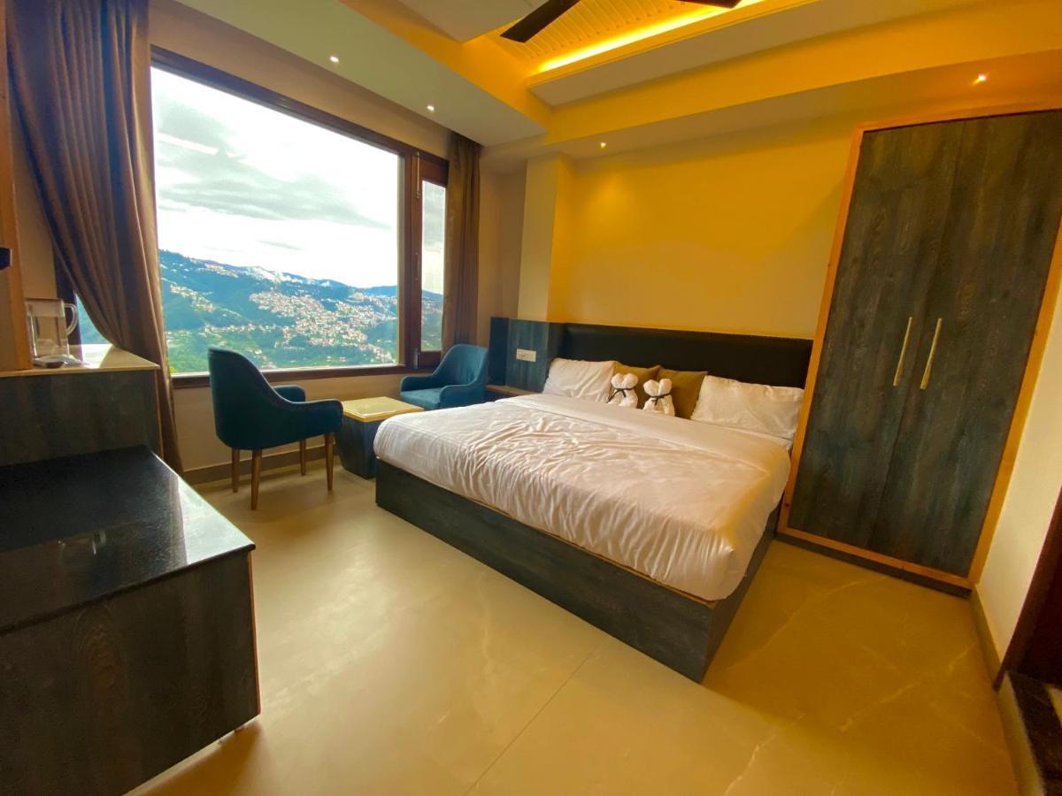 The Westberry 50Mtrs Offroading And 50 Mtrs Nature Path Bed & Breakfast Shimla Dış mekan fotoğraf
