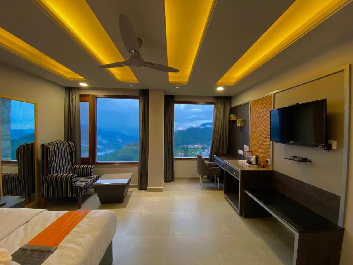 The Westberry 50Mtrs Offroading And 50 Mtrs Nature Path Bed & Breakfast Shimla Dış mekan fotoğraf